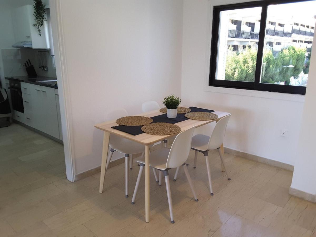 Appartamento Blue Coast Semeli By The Sea Paphos Esterno foto