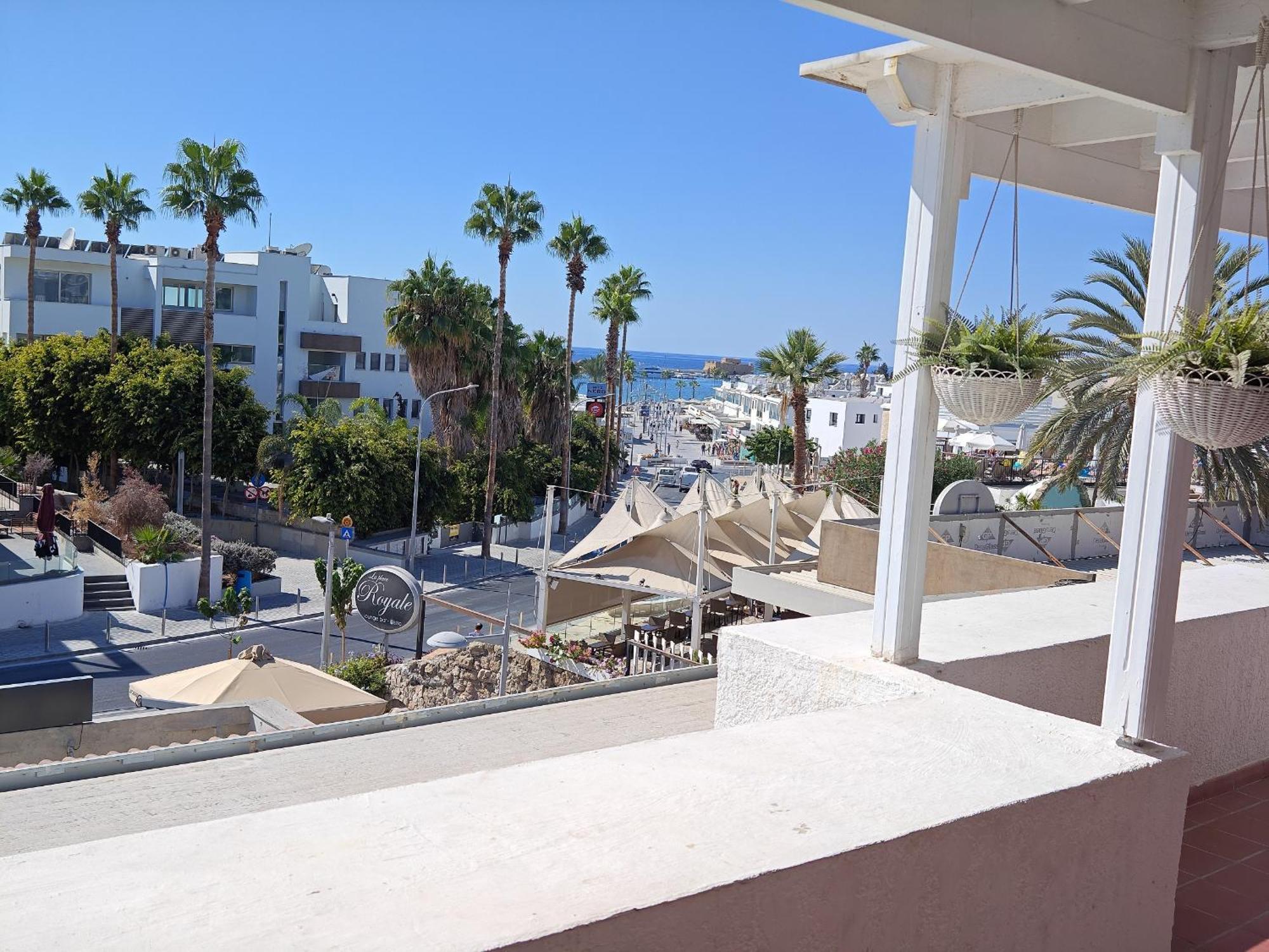Appartamento Blue Coast Semeli By The Sea Paphos Esterno foto
